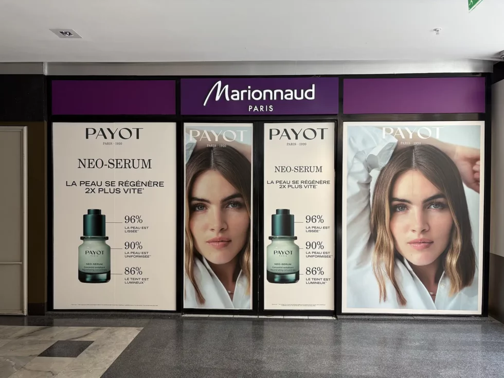 Marquage adhésif pour vitrine, Mâcon, Bourg en bresse, Lyon, Dijon